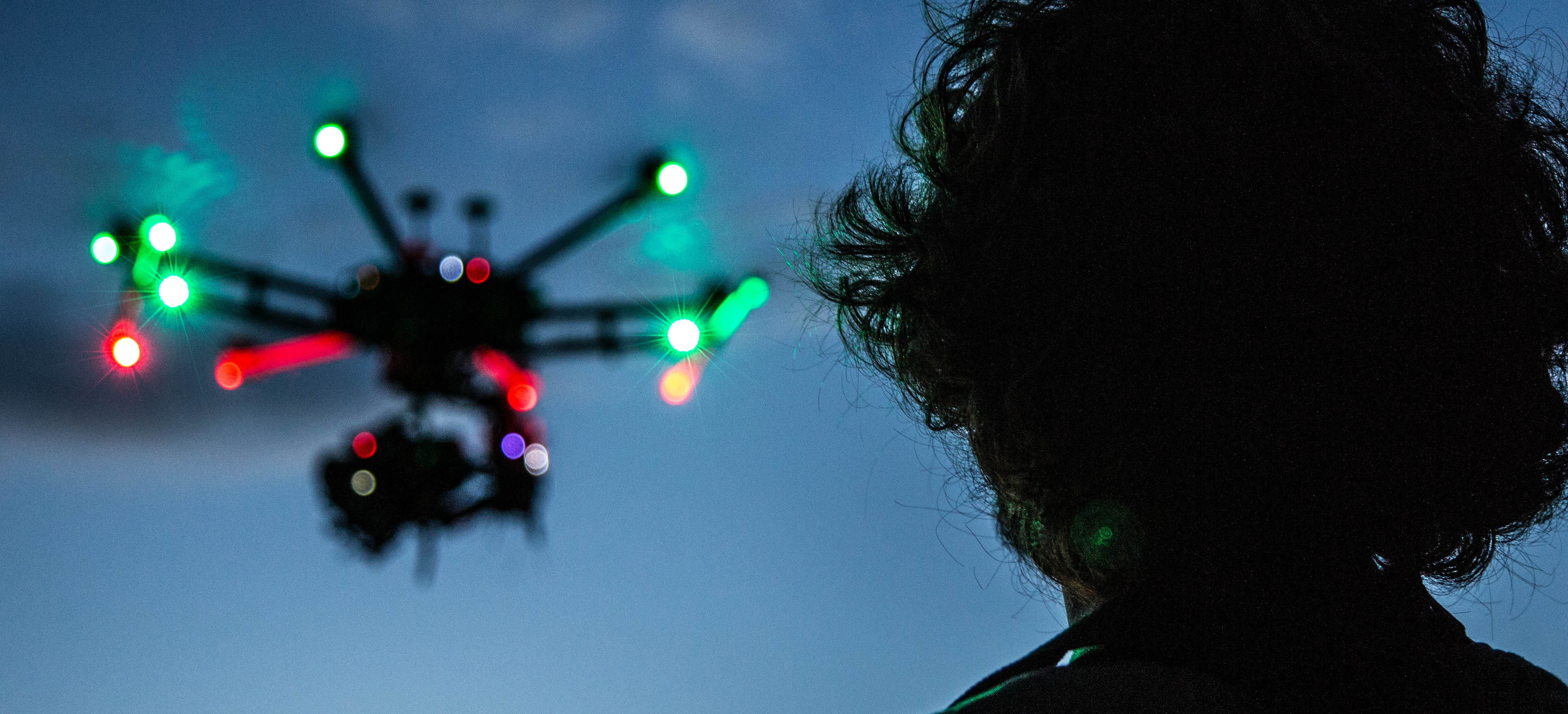 DJI Matrice 600 Pro Hexakopter mit Sony FS7 Nachtflug Bayern Drohnenverordnung Allgemeinverfügung professionelles Drohnenteam München fliegt Alexa Mini oder rED Epic 360° Panorma Luftaufnahmen 3D Vermessung Filmaufnahmen DJI Inspire Quadrokopter dji Phantom dji mavic Bergdreh 300.000 lumen LED drohne aerial drone team munich drohnenpilot lukas maurer Nachtflug Drohne DJI Matrice 600 Pro Alexa Mini Bayern aerolution.tv luftaufnahmen münchen flugaufnahmen profi drohnenteam aeril drone team munich germany