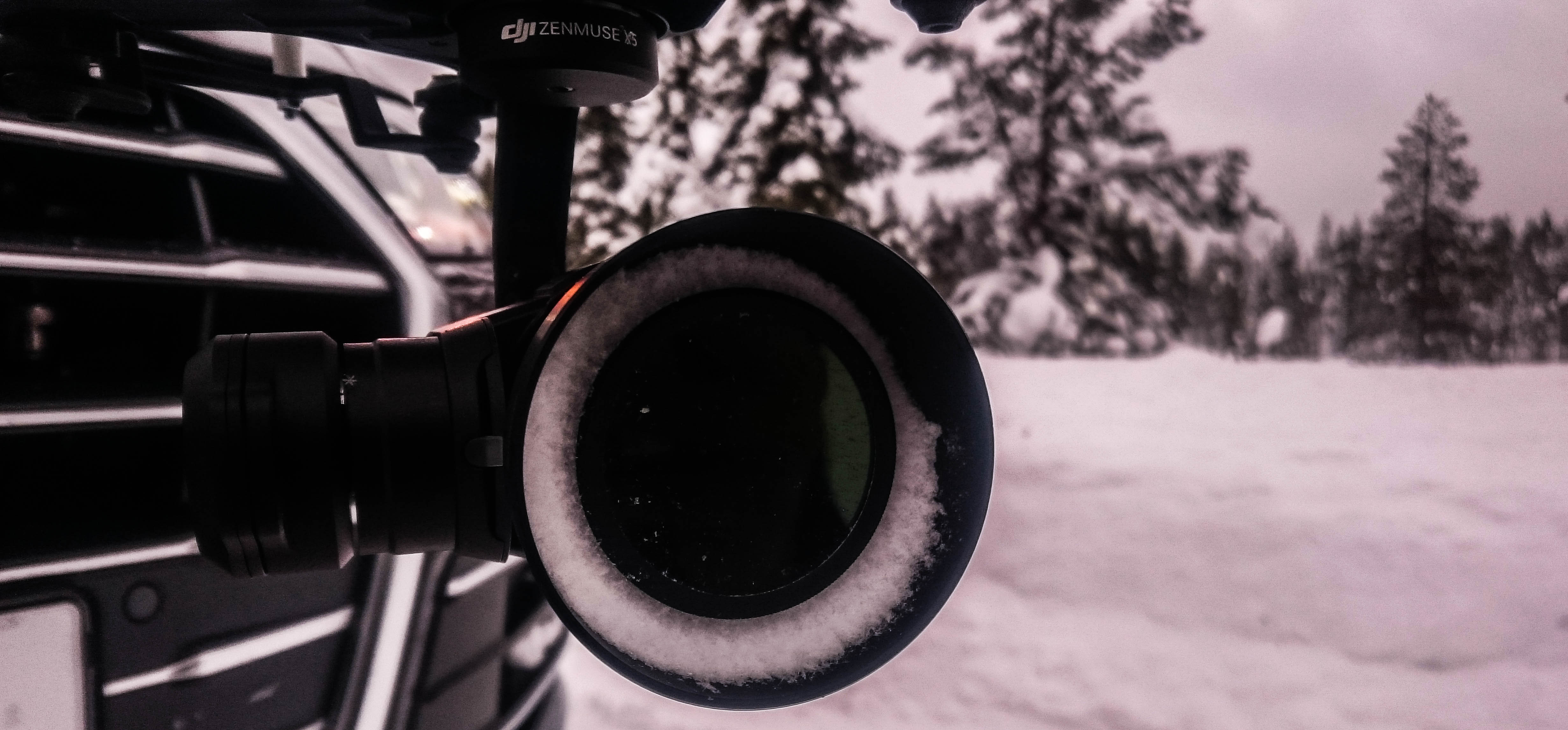 DJI Inspire X5 X5R RAW Fahraufnahmen Car rig car mount hexakopter drohnenteam alexa mini red epic alpha wheels lukas maurer led drohen 360° panorama 3d VR Drohnenflüge filmaufanhemn filmproduktion münchen TV broadcast live Kleinster Remote Head Dji Inspire X5R Fahraufnahmen Car rig, kein OSMO, Videofunk kamerateam München car rig car mount drohnenteam münchen aerolution.tv profi hexakopter alexa mini red epic kino werbung spielfilm TV doku event show led drohne scheinwerfer 150.000 lumen 300.000 lumen moving light LED drone aerial cinematography aerials stock footage aerial drone crew munich germany prfi drohnendienstleister drohnen service drone company aerial drone company service uav