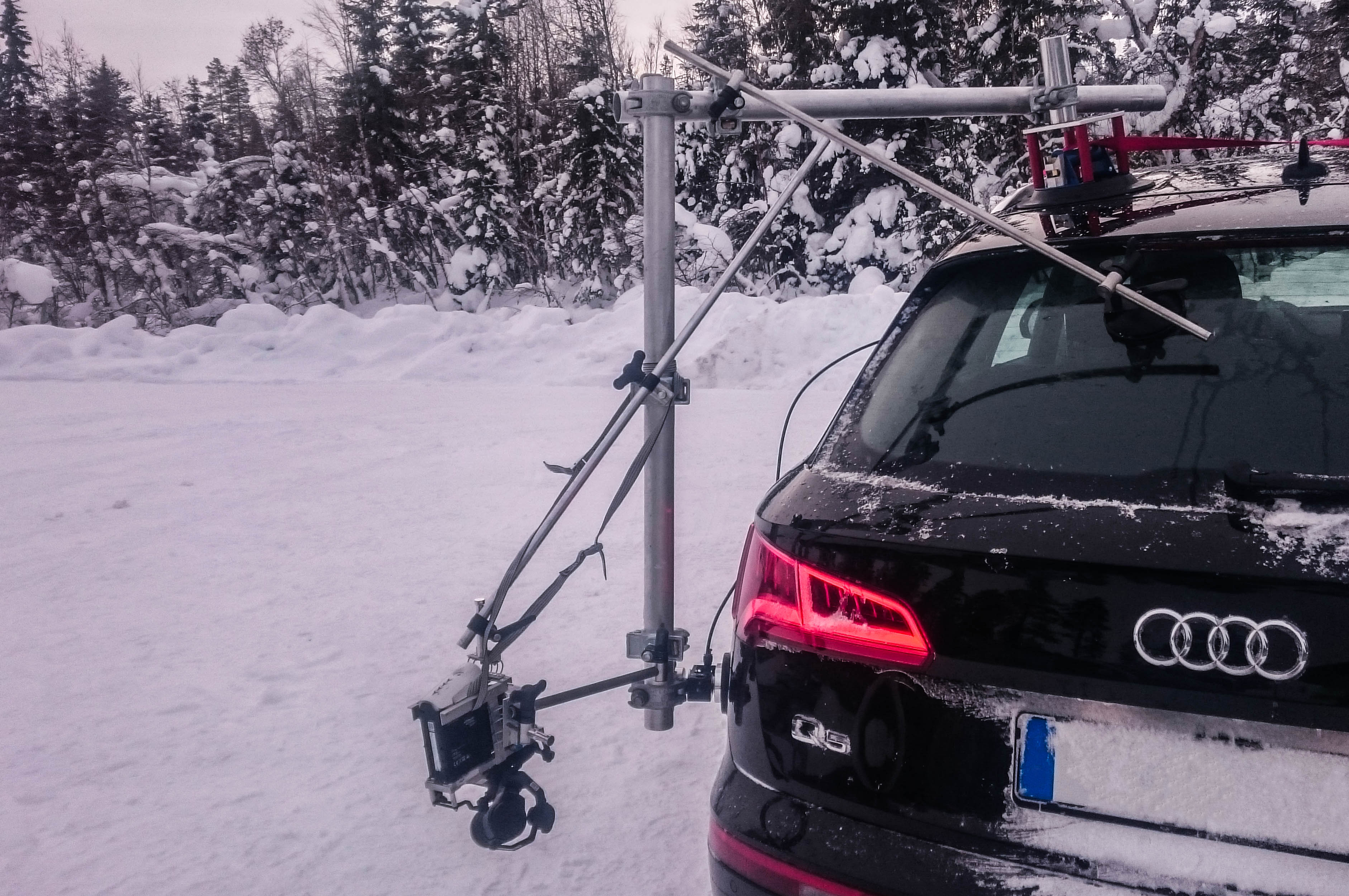 fahraufnahmen mini remote head car rig filmaufnahmen dji inspire X5R 4k RAW DNG stock footage drohnenteam camera operator cinematograpyh director of photography dop gremsy h16 alpha wheels drone service company munich germany Key grip gripper München Car rig Fahraufnahmen Filmaufnahmen Spielfilm Kino Werbung TV Live Broadcast Hexakopter Drohnenteam München aerolution.tv Lukas Maurer drohnenpilot profi Drohnenanbieter dienstleister aerial drone team munich germany drone pilot hexakopter matrcie 600 pro gremsy h16 alxa mini red epic sony fs7 canon c300 c200 dslr Ronin Mx DJI Wireless focusremote led drohne hexakopter scheinwerfer beleuchtung licht 300.000 lumen spot led drone light gaffer setbeleuchtung werbung spielfilm