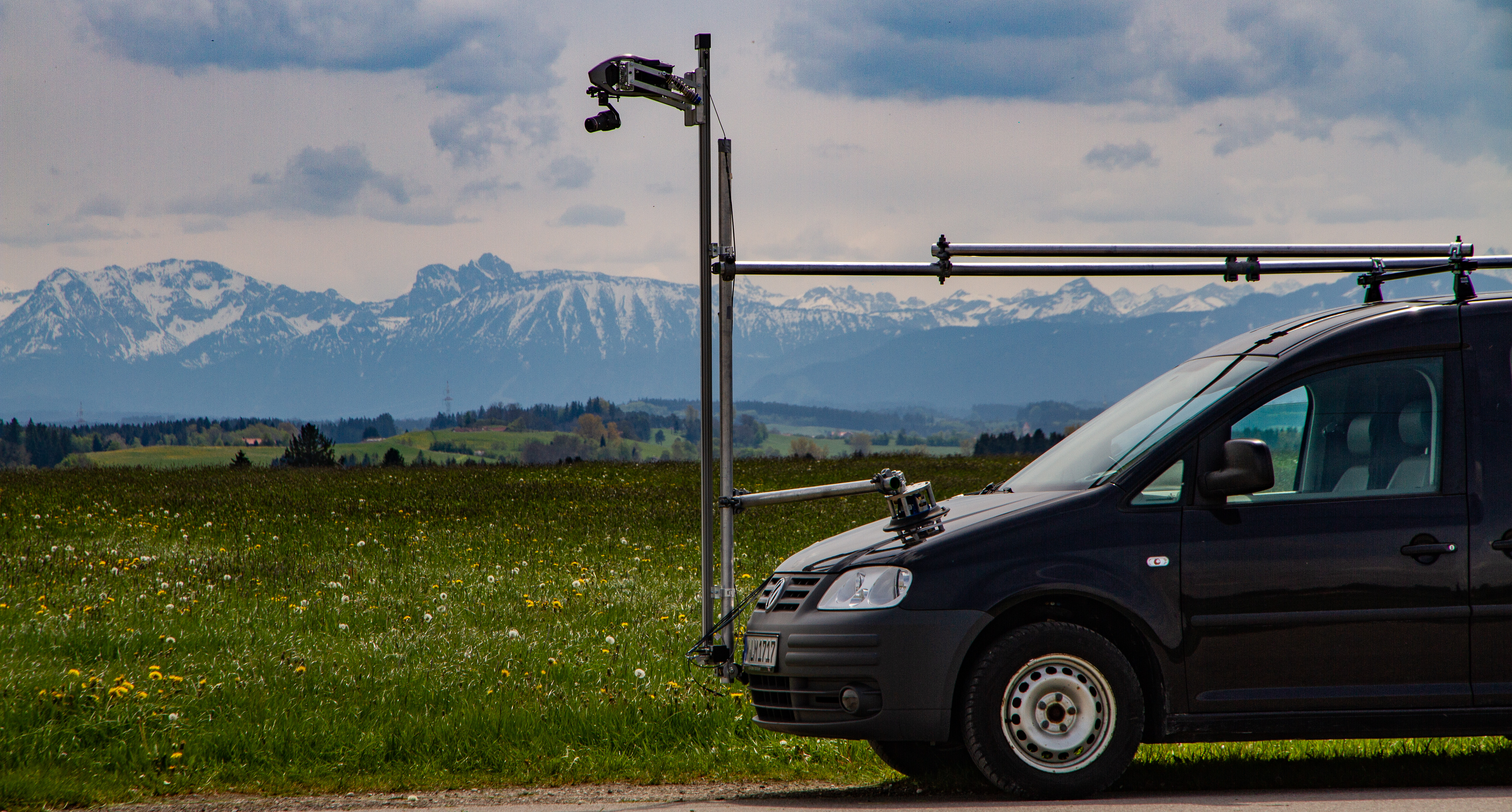 Towercam by Aerolution.tv dynamische Fahraufnahmen Drohnenteam München, Bayern, Deutschland Towercam und Drohnenaufnahmen spezialaufnahmen filmproduktion bewegte kamera dynamische filme automobilfilme automotive led drohne rc car 360° 1 Millionen Lumen