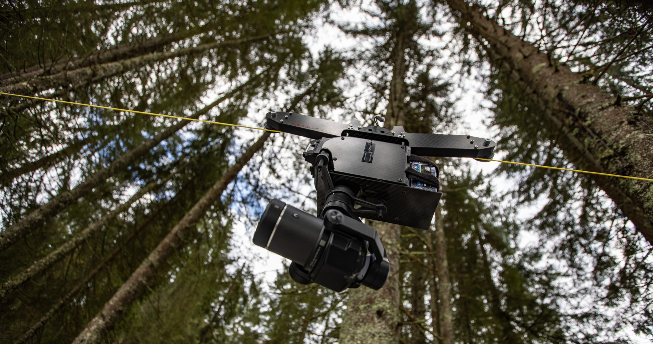 CableCam Seilkamera Rope cam wire cam Kamera bewegte Kamerafhrten Filmset Filmaufnahmen dynmaisch Drohnenpilot
